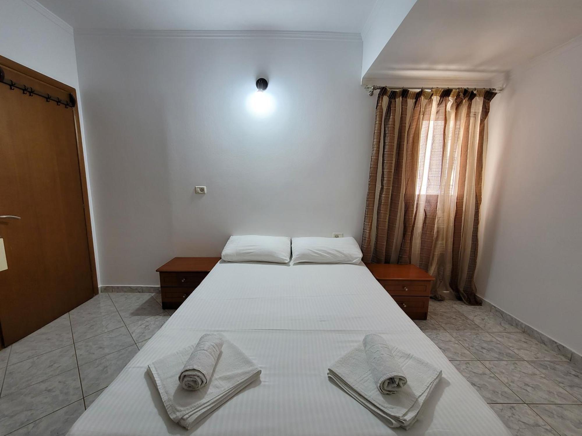 City Center Gjordeni Apartments Ksamil Esterno foto