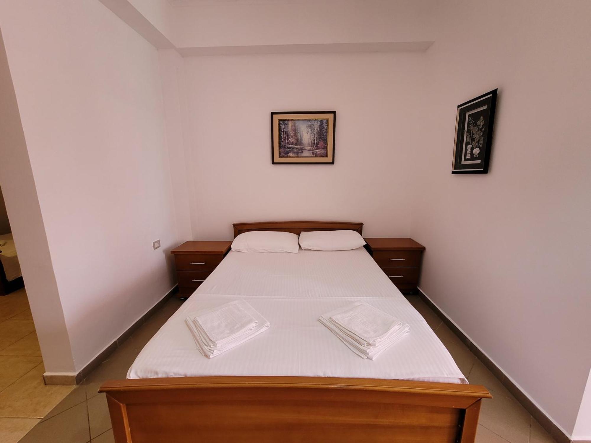 City Center Gjordeni Apartments Ksamil Esterno foto