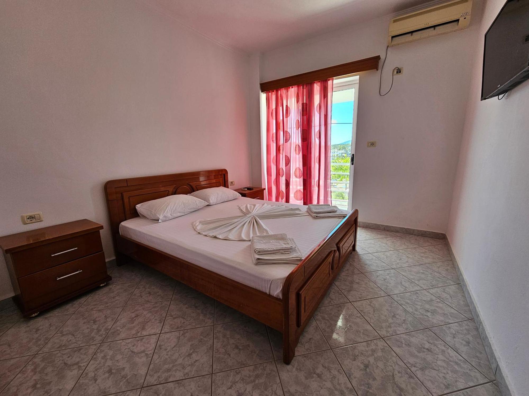 City Center Gjordeni Apartments Ksamil Esterno foto