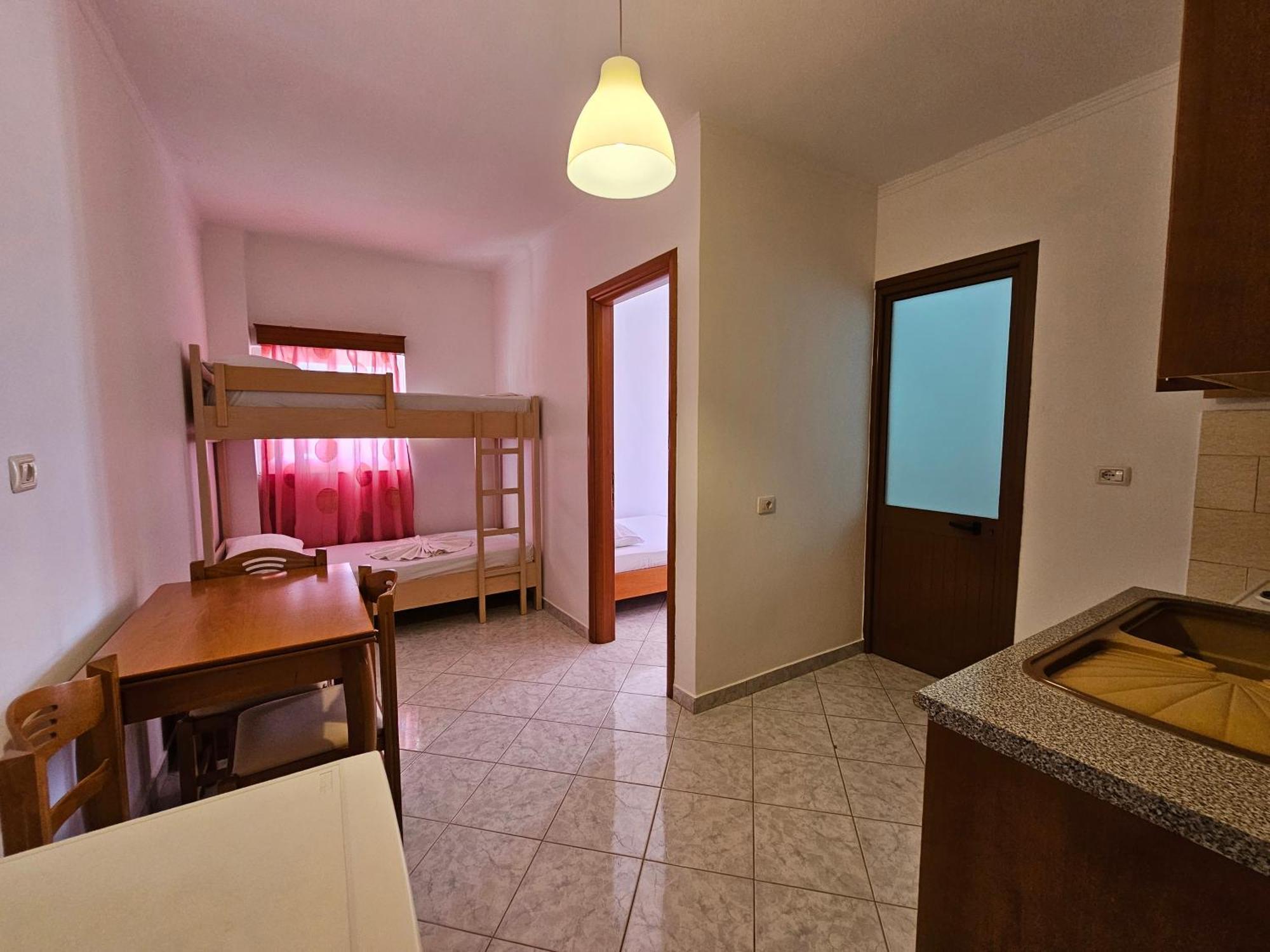 City Center Gjordeni Apartments Ksamil Esterno foto